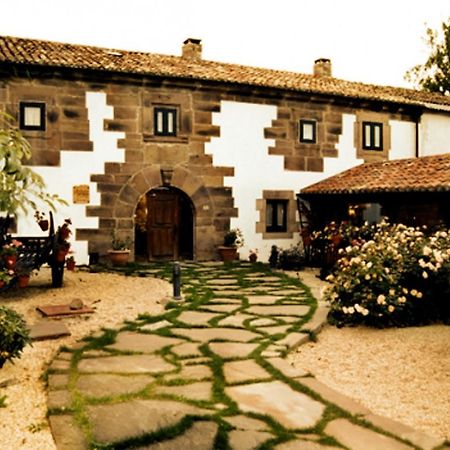 La Casa De Las Brujas Hotel Barrio  Eksteriør billede