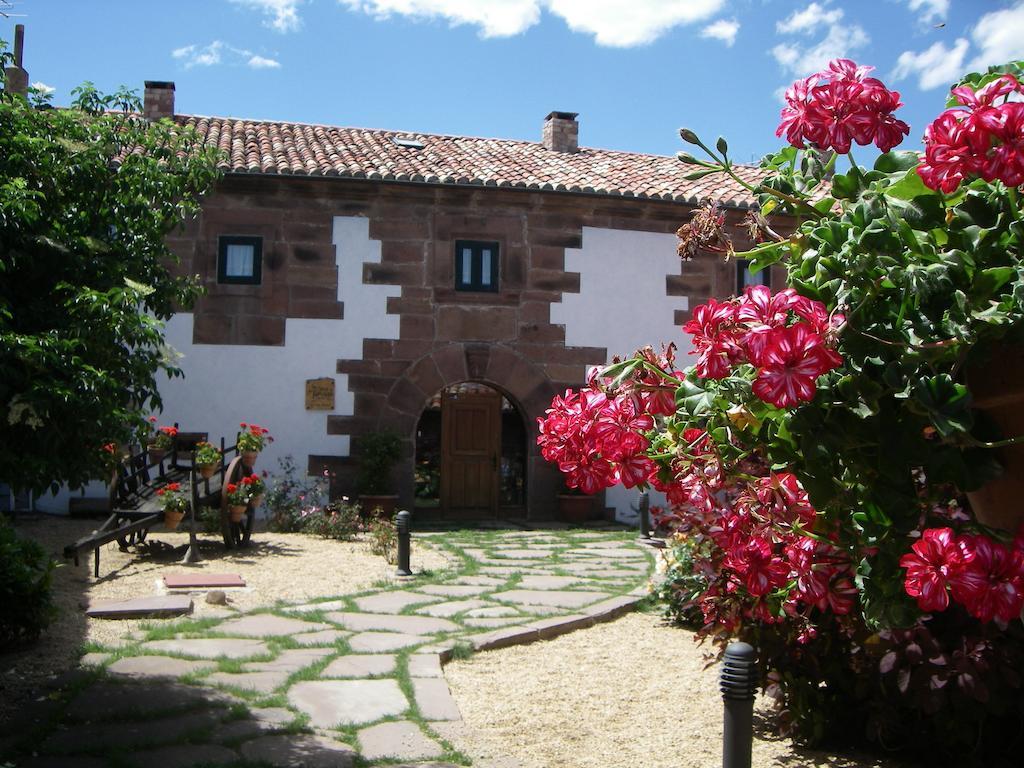 La Casa De Las Brujas Hotel Barrio  Eksteriør billede