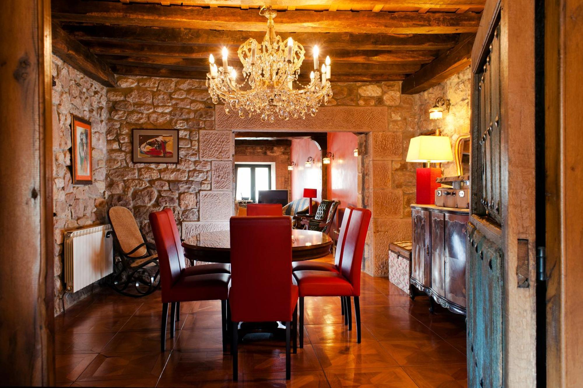 La Casa De Las Brujas Hotel Barrio  Eksteriør billede